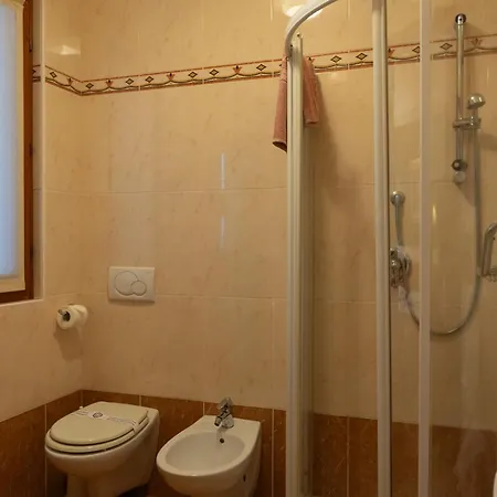 Ξενοδοχείο Romagna 3*