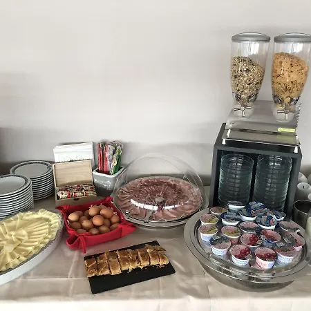罗马格纳酒店 酒店