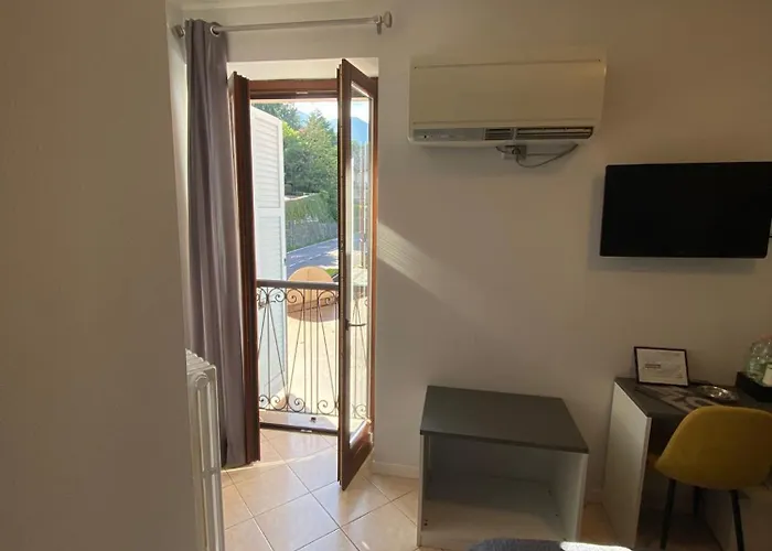 罗马格纳酒店 3*