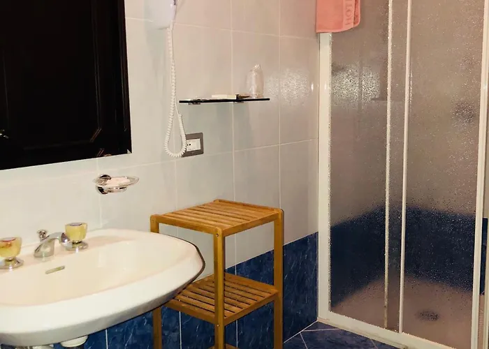 罗马格纳酒店 3* 巴韦诺